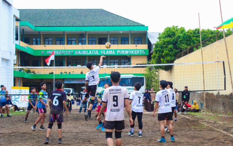 Kegiatan Ekstrakurikuler dan Organisasi Mahasiswa: